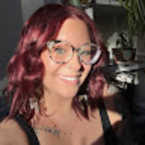 Meet your Posher, Hayley